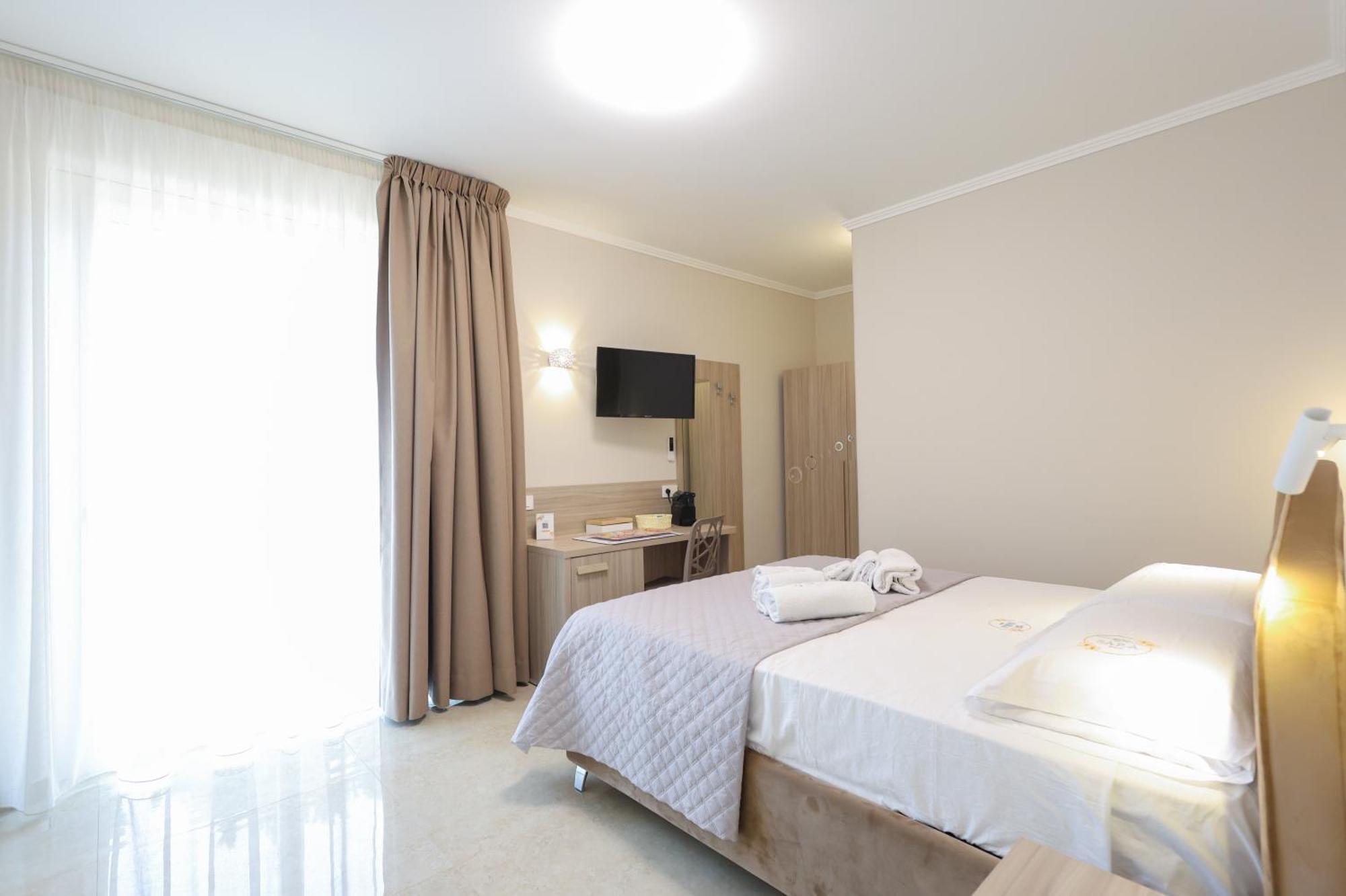 Sara B&B Accommodation Santa Domenica  Exterior photo