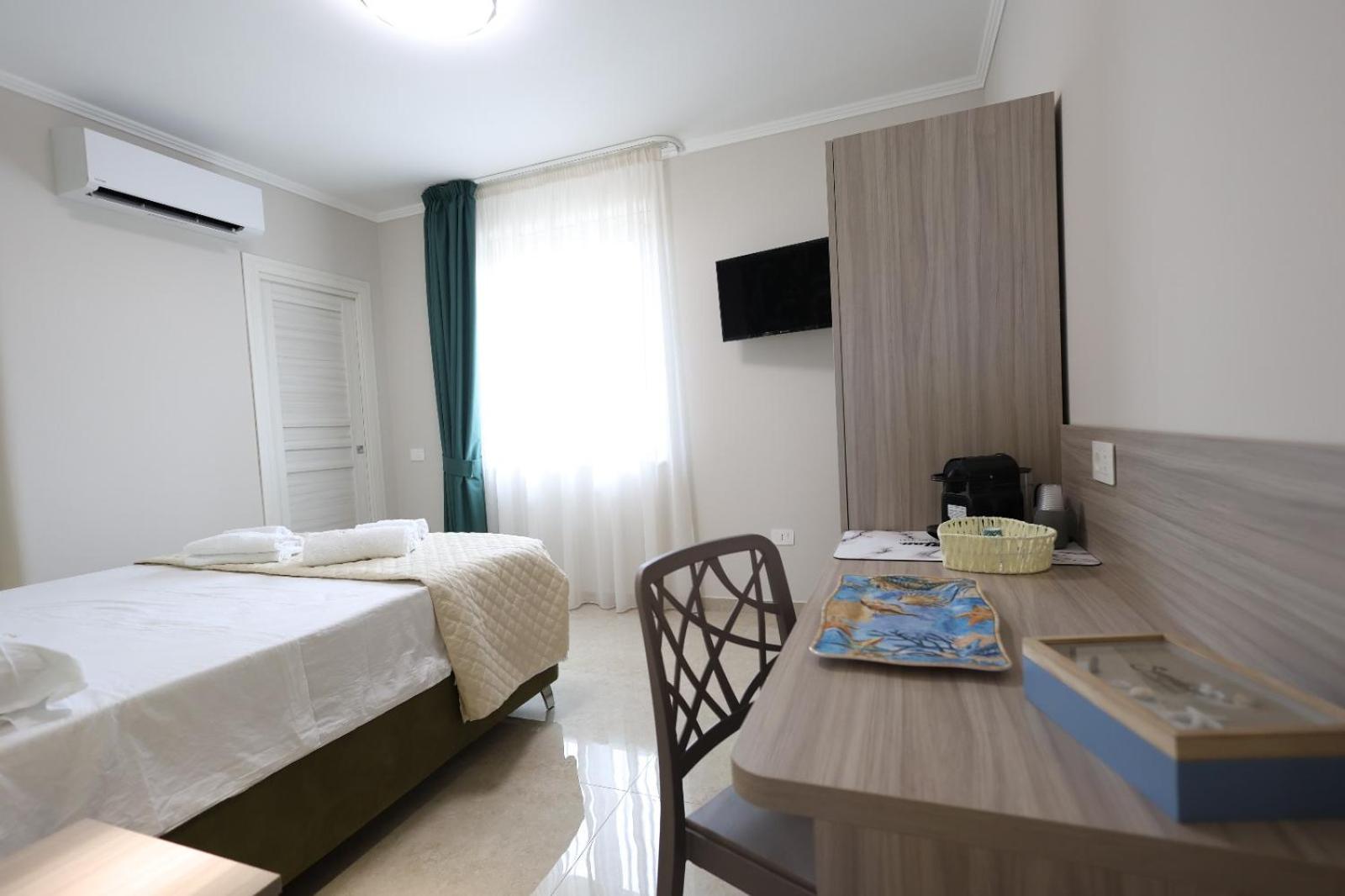 Sara B&B Accommodation Santa Domenica  Exterior photo