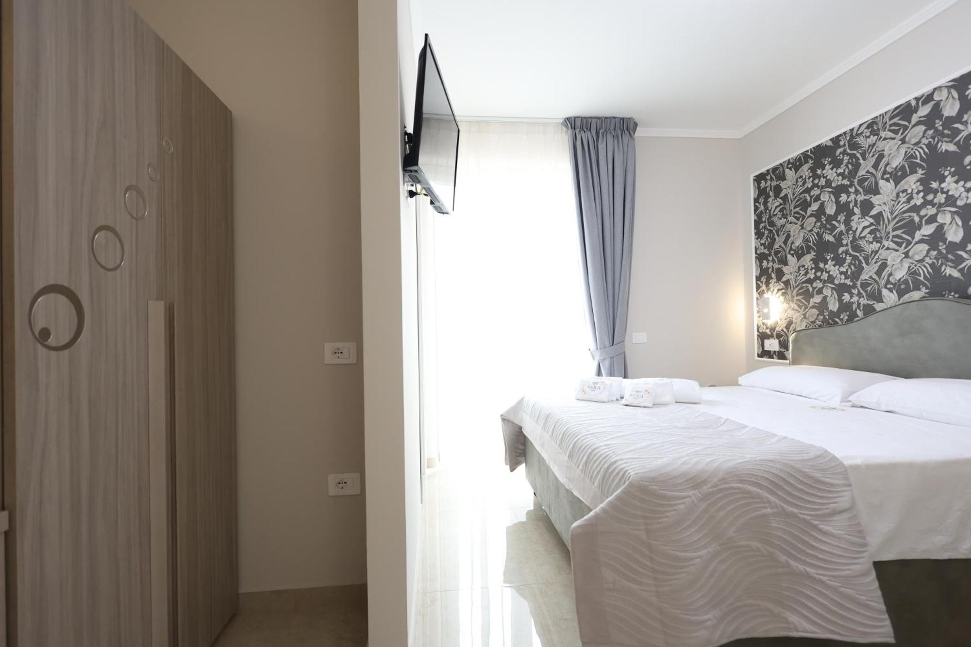 Sara B&B Accommodation Santa Domenica  Exterior photo